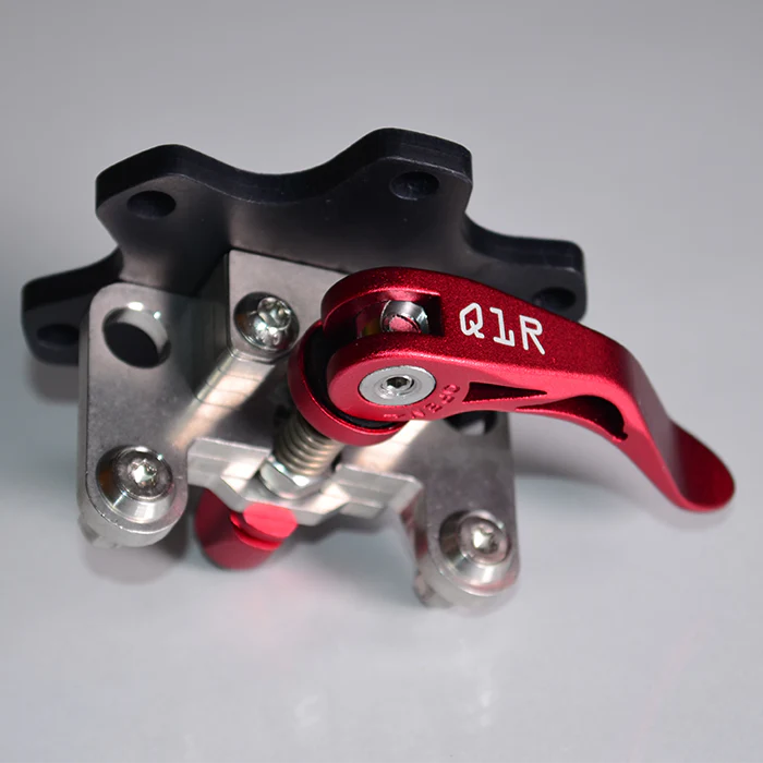 produktbilder_700x700px_ascher_wheelaccessories_005_2_2_5a9fed5d-6b39-4b5e-af63-89b5d4066bbe.webp Ascher Racing Buchfink Q1R Base Side - Image 1